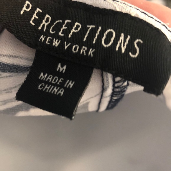 dresses same size S hearts is LG like a M . - Picture 7 of 8